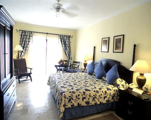 Occidental Grand Cozumel Room photo